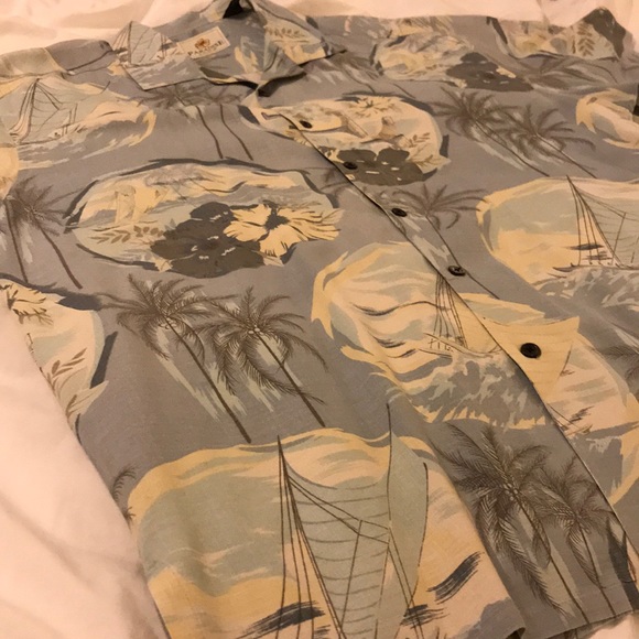 Nice shirt. NWOT - Picture 1 of 5